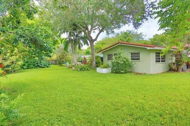 7850 SW 160th Street, Palmetto Bay, FL 33157