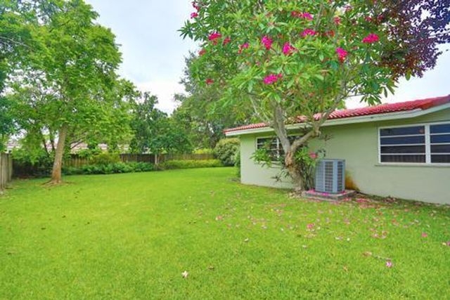 7850 SW 160th Street, Palmetto Bay, FL 33157