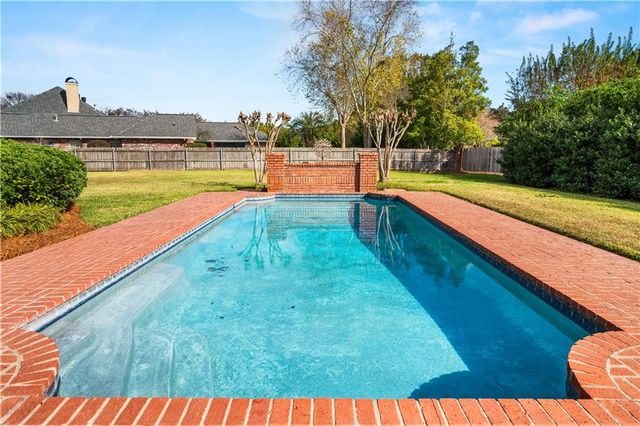 6714 TENNYSON OAKS Lane, Alexandria, LA 71301