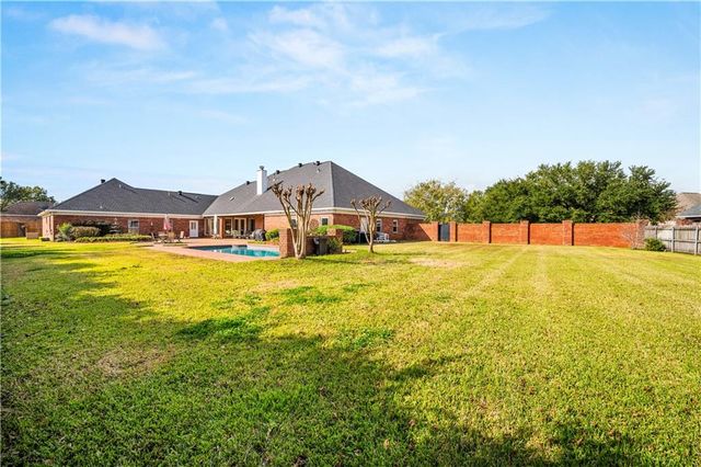 6714 TENNYSON OAKS Lane, Alexandria, LA 71301