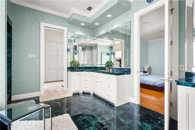 6714 TENNYSON OAKS Lane, Alexandria, LA 71301