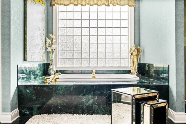 6714 TENNYSON OAKS Lane, Alexandria, LA 71301