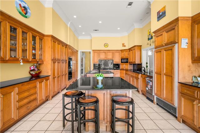 6714 TENNYSON OAKS Lane, Alexandria, LA 71301