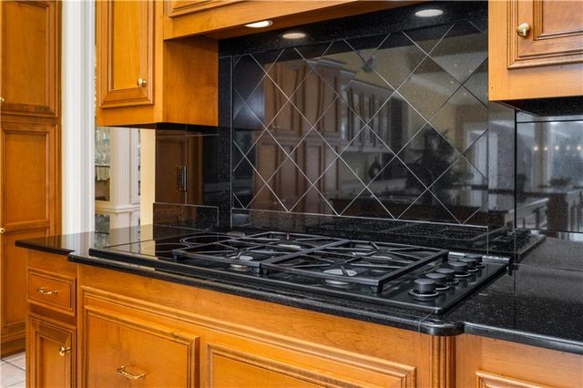 6714 TENNYSON OAKS Lane, Alexandria, LA 71301