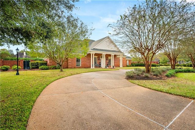 6714 TENNYSON OAKS Lane, Alexandria, LA 71301