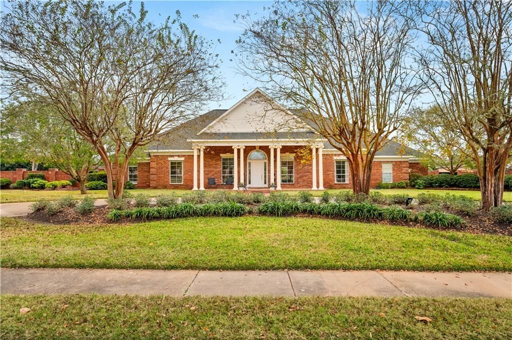 6714 TENNYSON OAKS Lane, Alexandria, LA 71301