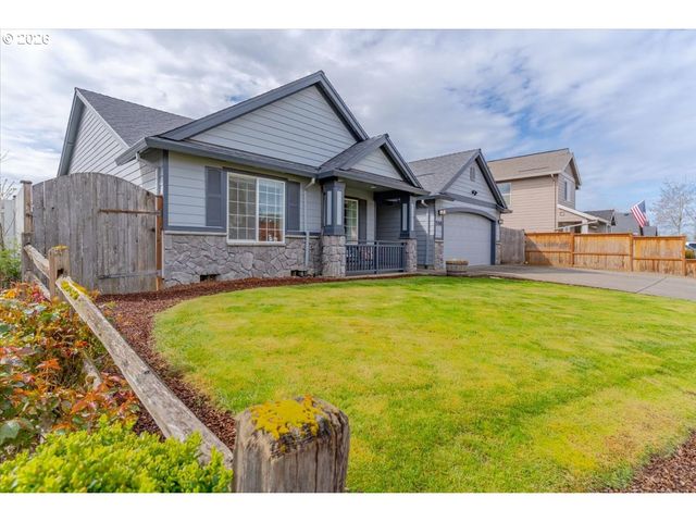 588 WEST Ln, Molalla, OR 97038