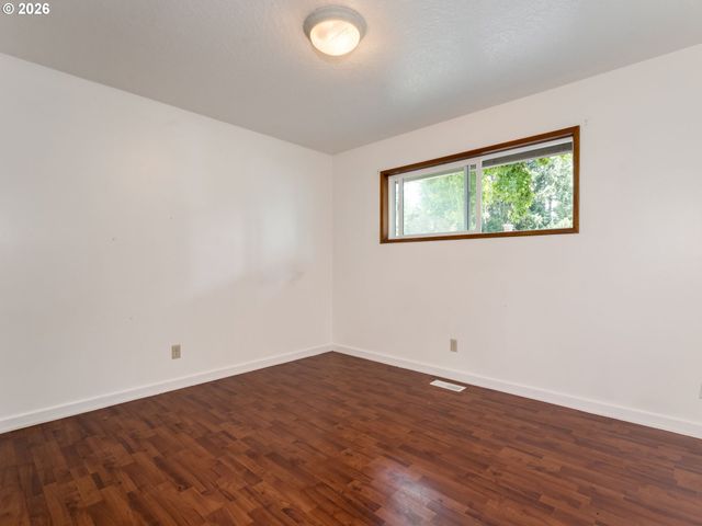 21304 Se YAMHILL St, Gresham, OR 97030
