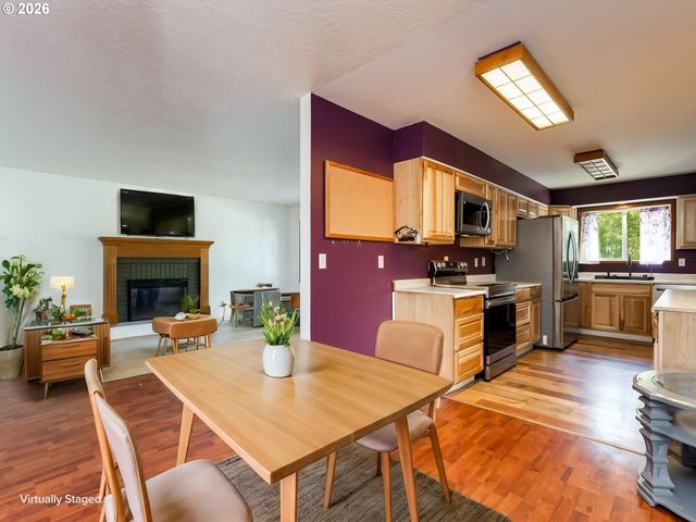 21304 Se YAMHILL St, Gresham, OR 97030
