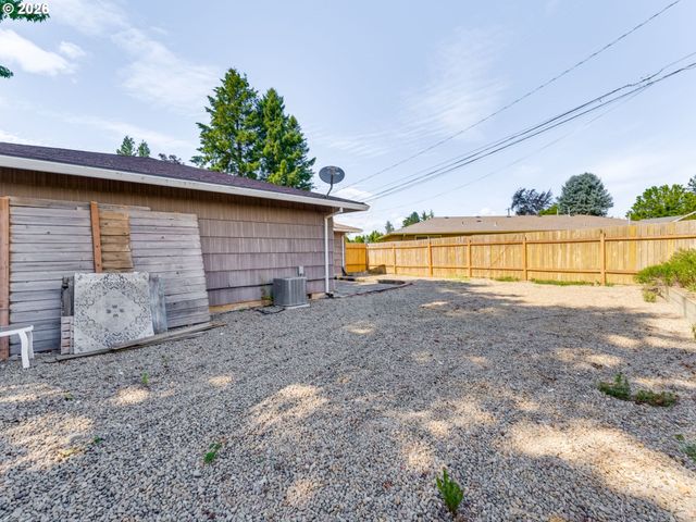 21304 Se YAMHILL St, Gresham, OR 97030