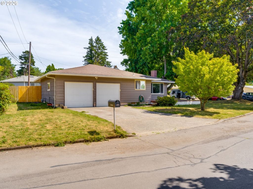 21304 Se YAMHILL St, Gresham, OR 97030