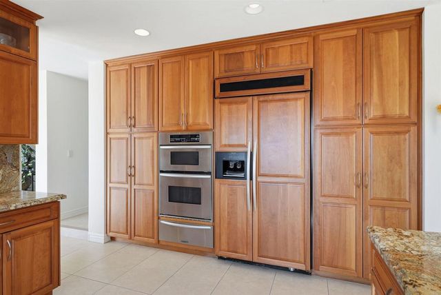 1101 Via Mil Cumbres, Solana Beach, CA 92075