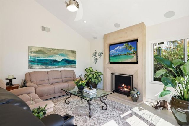 1101 Via Mil Cumbres, Solana Beach, CA 92075