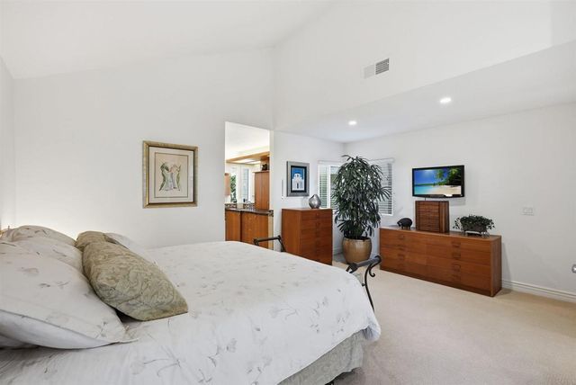 1101 Via Mil Cumbres, Solana Beach, CA 92075