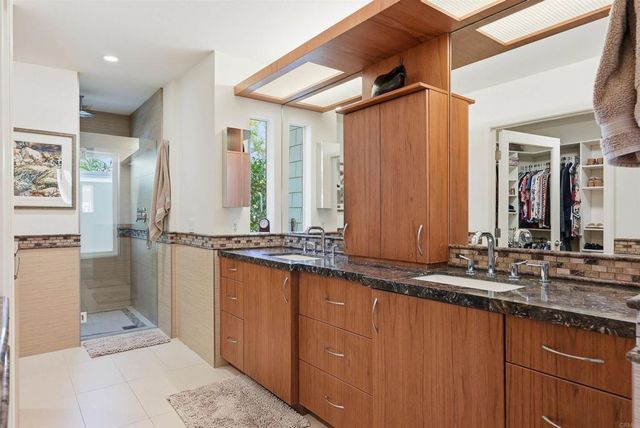 1101 Via Mil Cumbres, Solana Beach, CA 92075