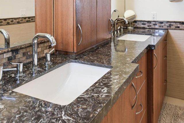 1101 Via Mil Cumbres, Solana Beach, CA 92075