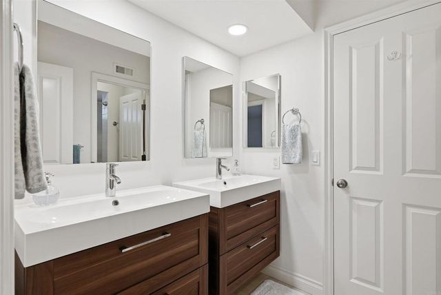 1101 Via Mil Cumbres, Solana Beach, CA 92075