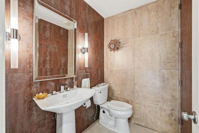 1101 Via Mil Cumbres, Solana Beach, CA 92075