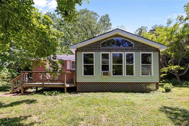 2440 Maple Grove Rd, Dickson, TN 37055