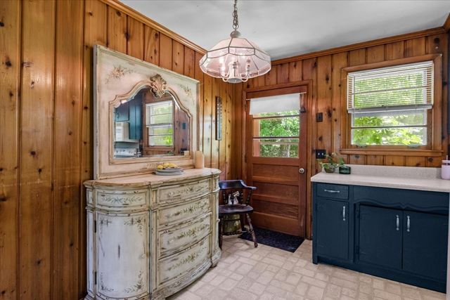 2440 Maple Grove Rd, Dickson, TN 37055