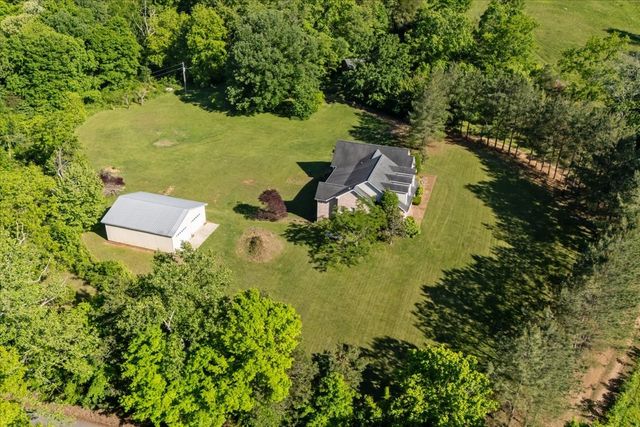 2440 Maple Grove Rd, Dickson, TN 37055