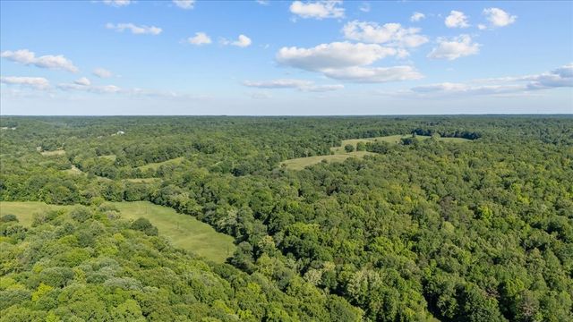 2440 Maple Grove Rd, Dickson, TN 37055