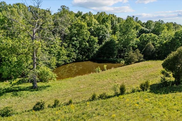 2440 Maple Grove Rd, Dickson, TN 37055