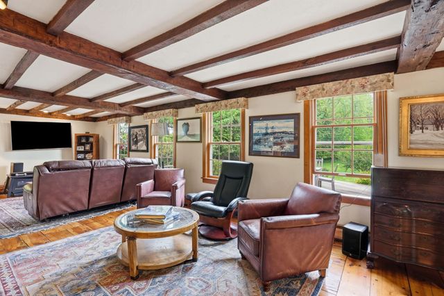 515 E Surry Road, Surry, NH 03431