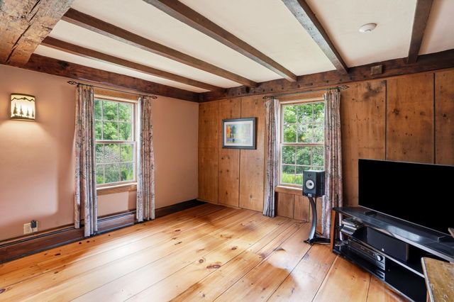 515 E Surry Road, Surry, NH 03431