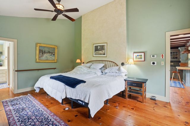 515 E Surry Road, Surry, NH 03431