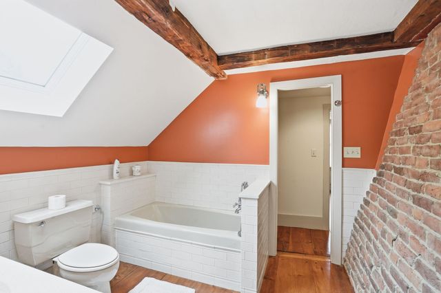 515 E Surry Road, Surry, NH 03431