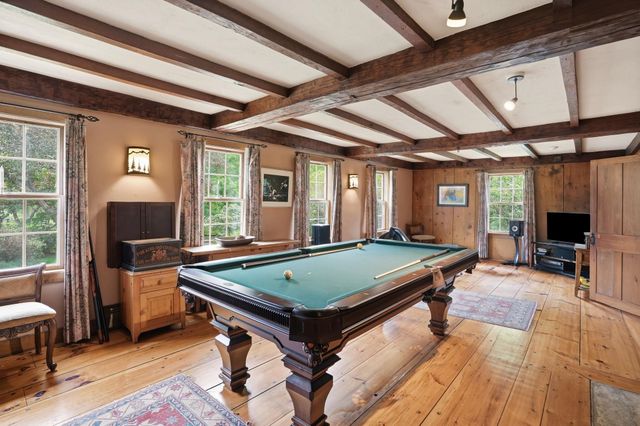 515 E Surry Road, Surry, NH 03431
