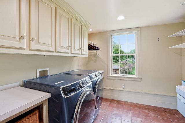 515 E Surry Road, Surry, NH 03431