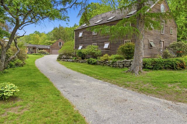515 E Surry Road, Surry, NH 03431
