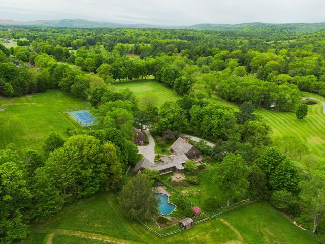 515 E Surry Road, Surry, NH 03431