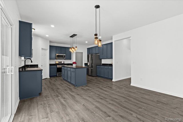 53283 Jaclyn Drive, Shelby Charter Township, MI 48315