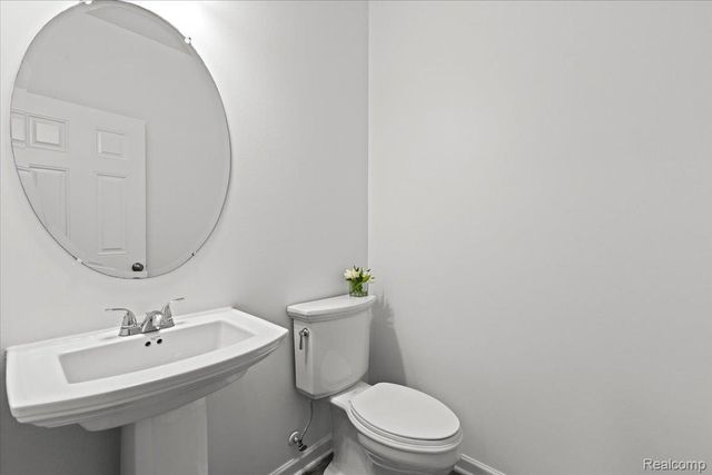 53283 Jaclyn Drive, Shelby Charter Township, MI 48315