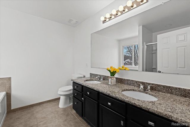 53283 Jaclyn Drive, Shelby Charter Township, MI 48315