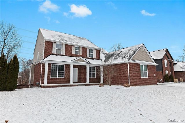53283 Jaclyn Drive, Shelby Charter Township, MI 48315