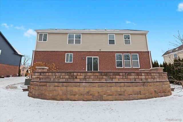 53283 Jaclyn Drive, Shelby Charter Township, MI 48315