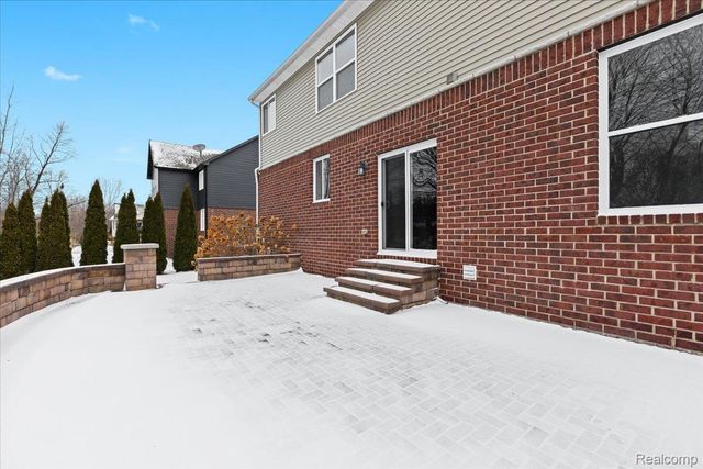 53283 Jaclyn Drive, Shelby Charter Township, MI 48315