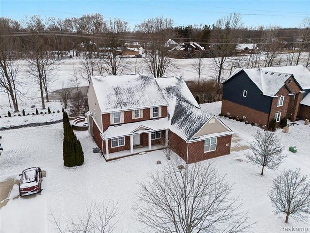 53283 Jaclyn Drive, Shelby Charter Township, MI 48315