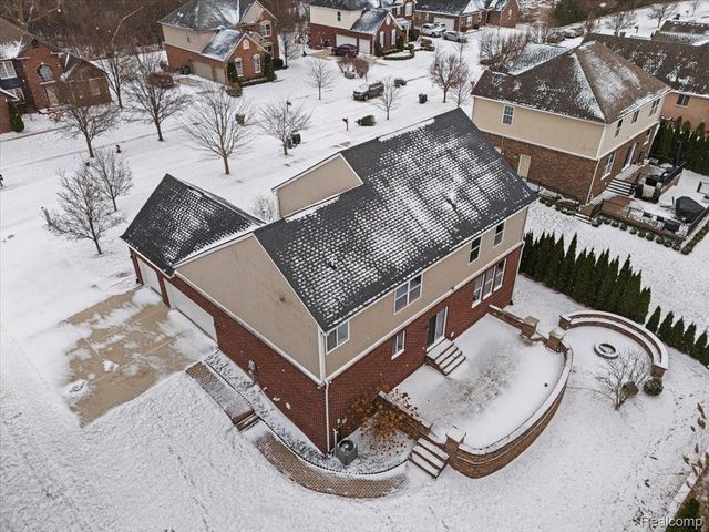 53283 Jaclyn Drive, Shelby Charter Township, MI 48315