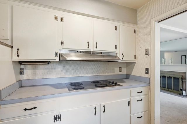 3735 W Henderson Road, Upper Arlington, OH 43220