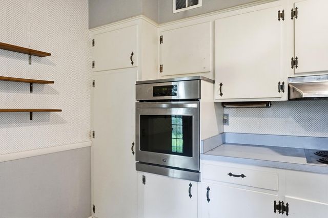 3735 W Henderson Road, Upper Arlington, OH 43220