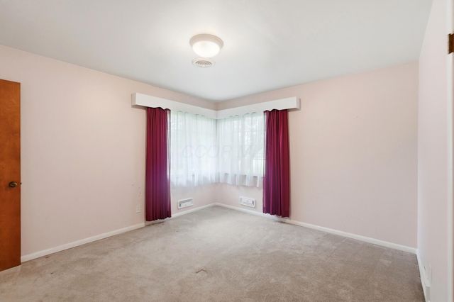 3735 W Henderson Road, Upper Arlington, OH 43220