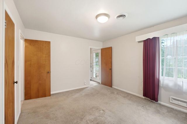 3735 W Henderson Road, Upper Arlington, OH 43220