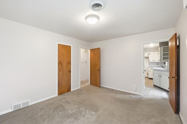 3735 W Henderson Road, Upper Arlington, OH 43220