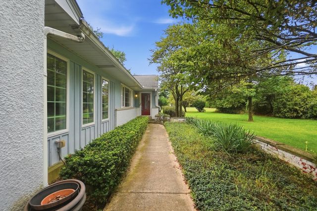 3735 W Henderson Road, Upper Arlington, OH 43220