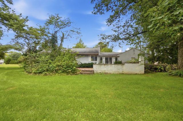 3735 W Henderson Road, Upper Arlington, OH 43220